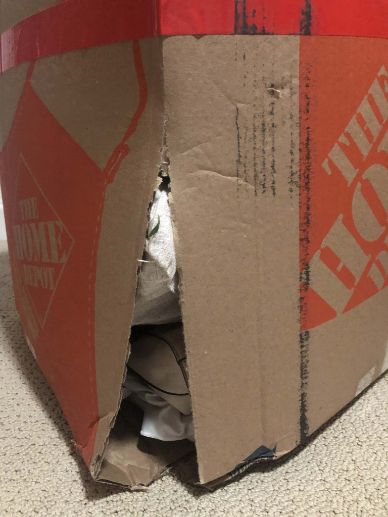 Photo by Roxanne Jitomir of Oasis Moving and Storage - Large