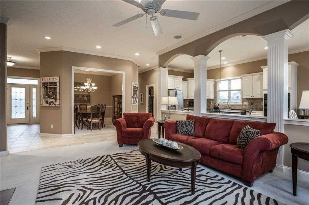 Second photo by Teresa R of Morse Moving and Storage - Large