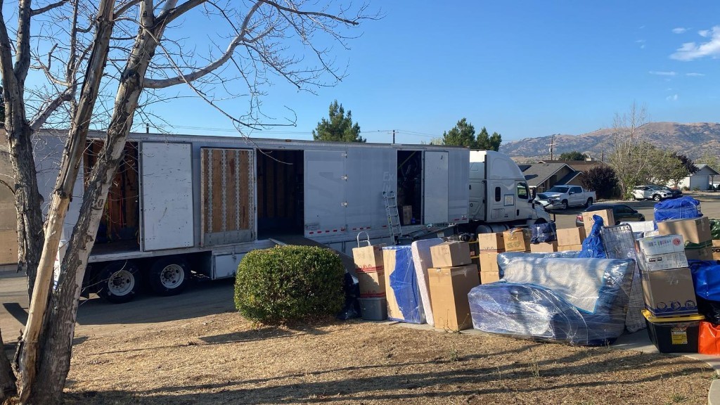 Photo by Hazel Marlie of United Prime Van Lines Corp - Large