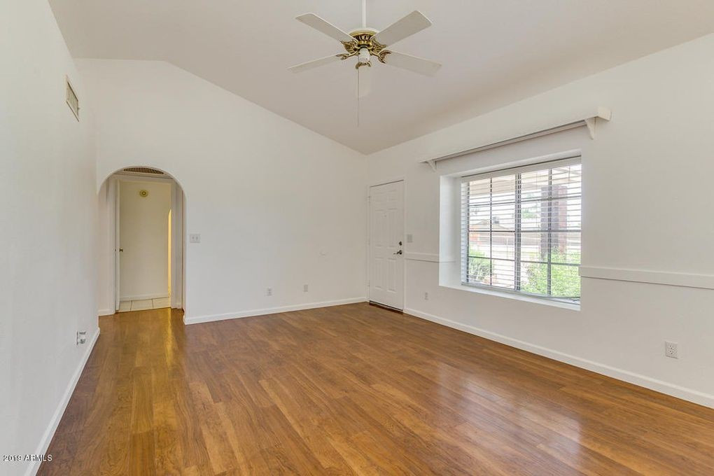 Photo by Ralph Esseson of United American Moving - Large