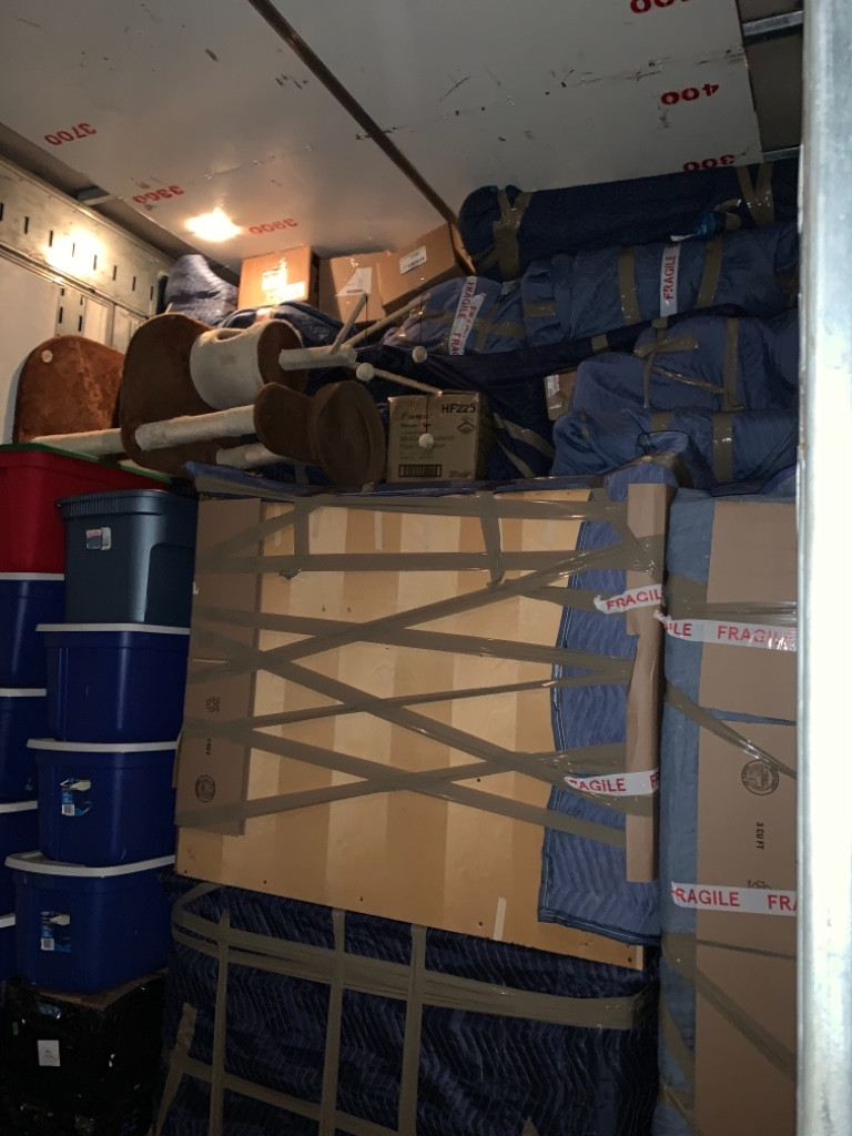 Second photo by Donna Krezek of Pacific Moving Canada - Large