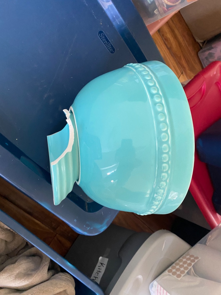 Second photo by Tricia Krueger of Safeway Moving Systems - Large