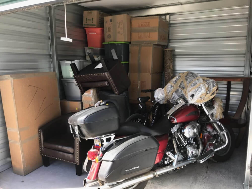 Second photo by Oksana Dolan of Long Distance Relocation Services - Large