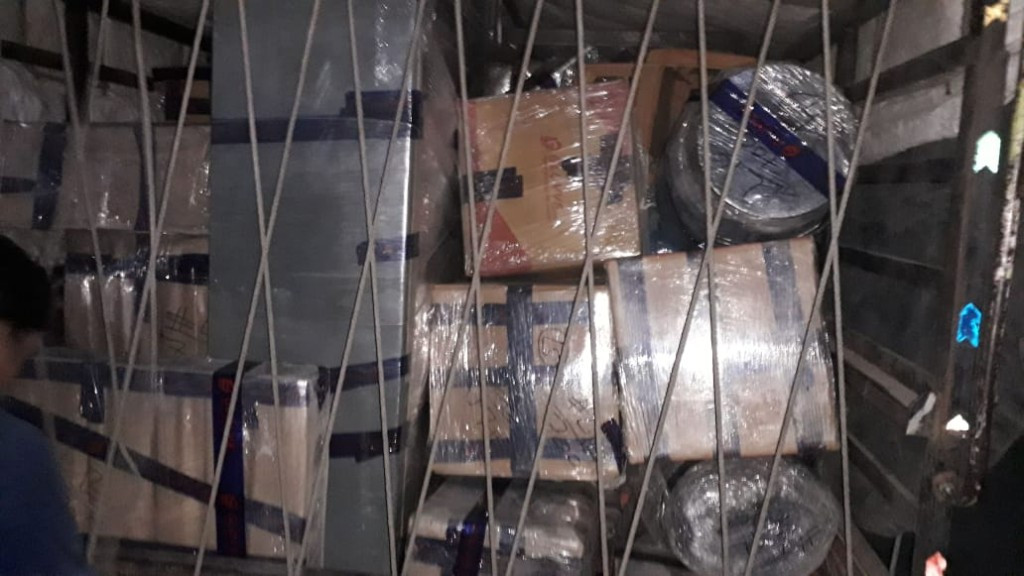 Photo by Sakshi Rathore of Glovve - Large