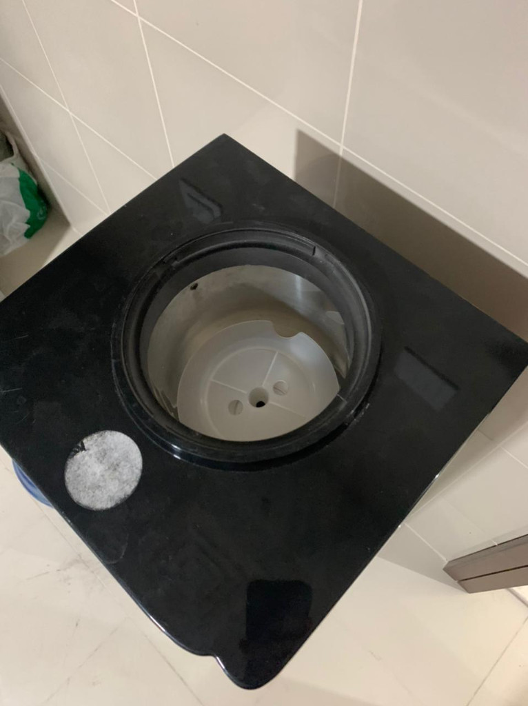 Second photo by Osama Mousa of Movonics - Large