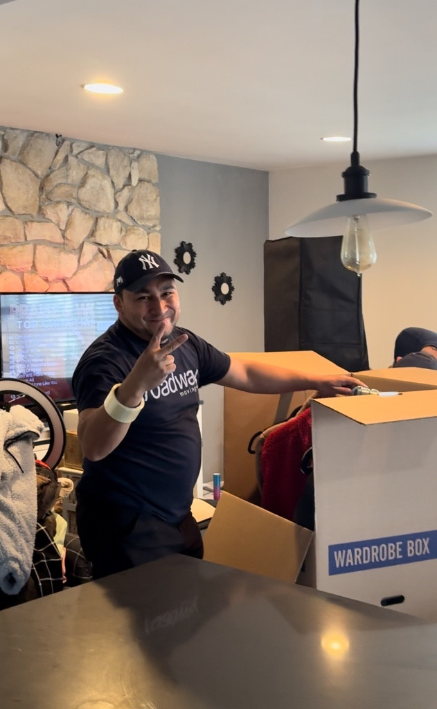 Photo by Kyra Green of Roadway Moving - Large