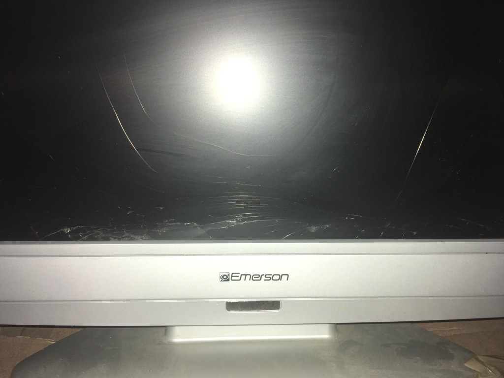 Second photo by Tatanisha Porter of Superior Moving Systems Inc - Large