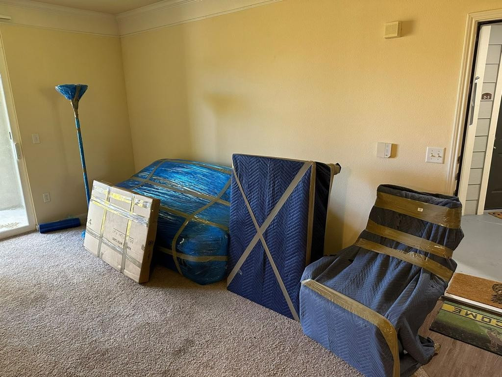 Second photo by Sandra Thomas of USA Van Lines - Large