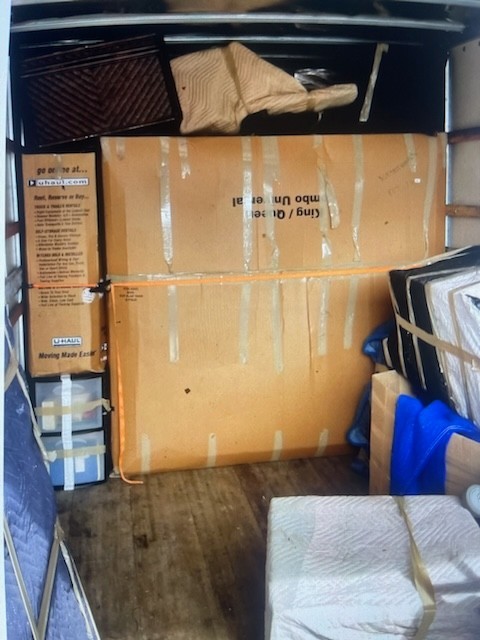 Second photo by Dean Davidson of World Class Moving and Storage - Large
