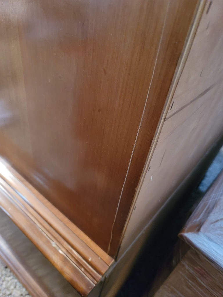 Second photo by Angela Sparks of Skinny Wimp Moving - Large