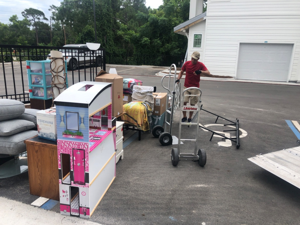 Photo by Roger Poulin of A Couple Of Movers - Large