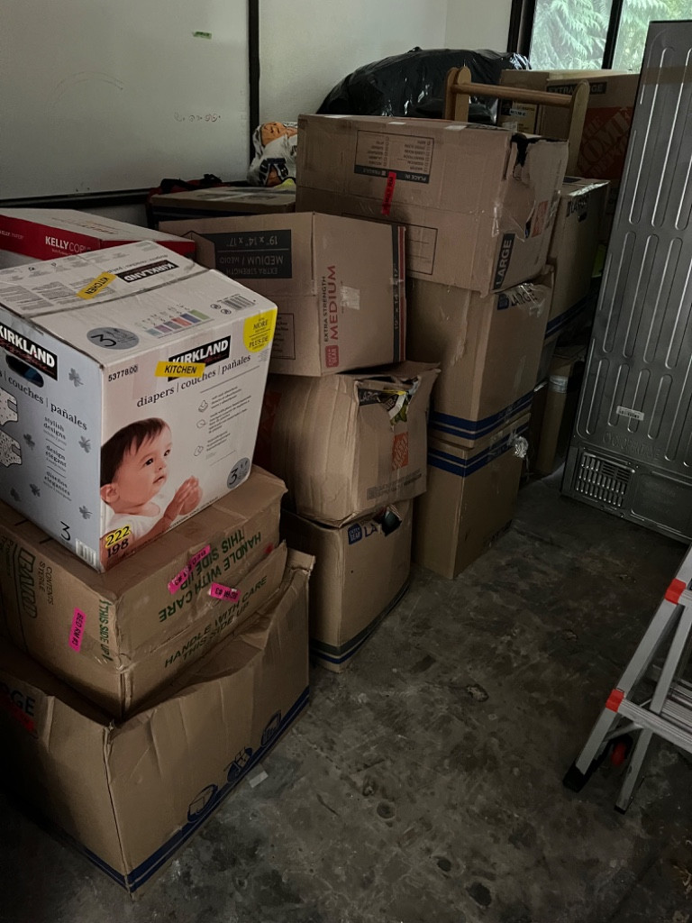 Second photo by Grace Bundy of NorthWest Relocation - Large