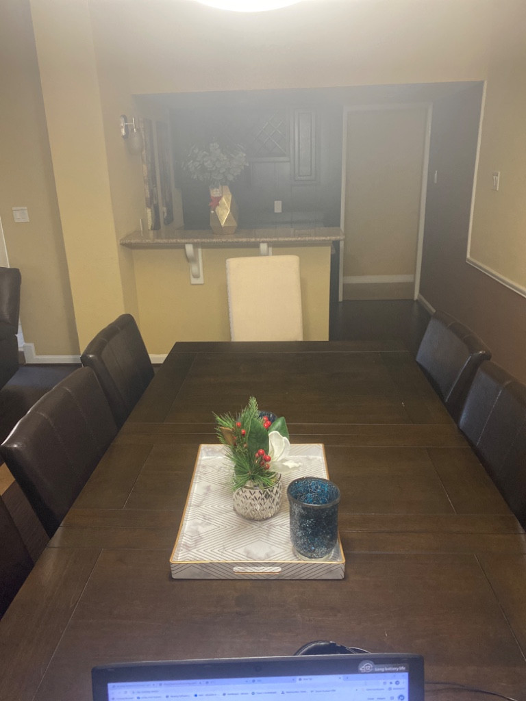 Second photo by Jessica Noelia of OM van Lines - Large