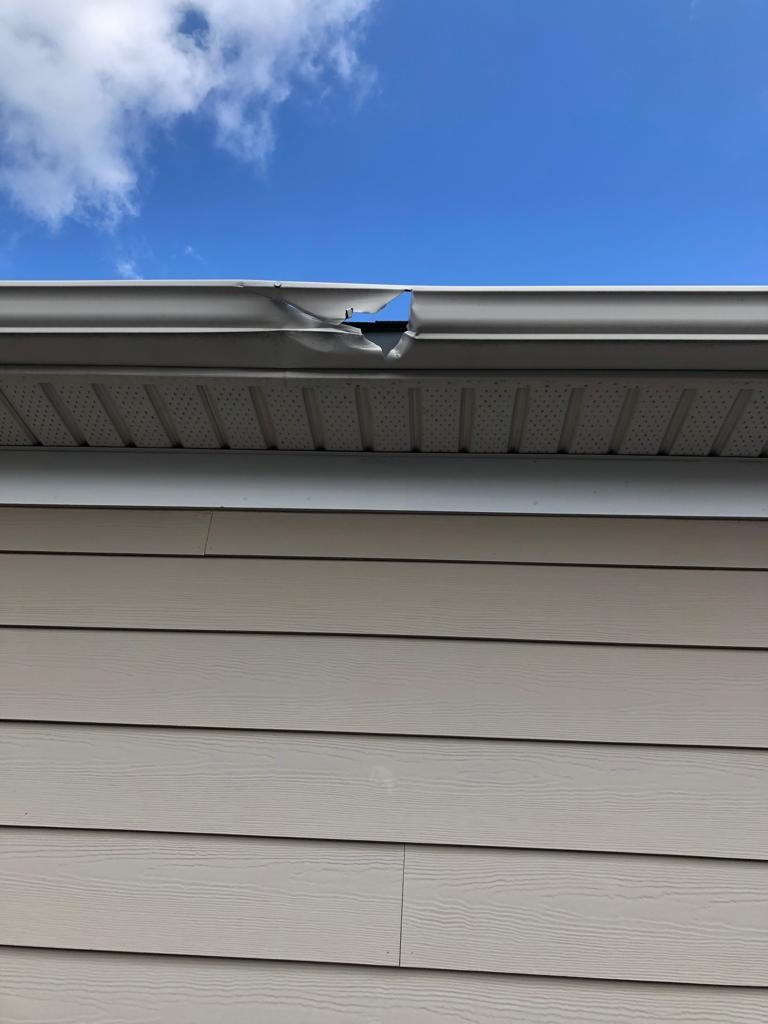 Photo by Srinivas Akella of U Pack - Large