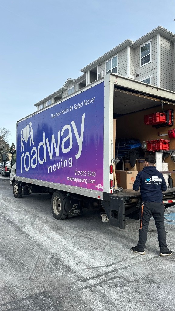 Photo by Andrea Tamasi of Roadway Moving - Large