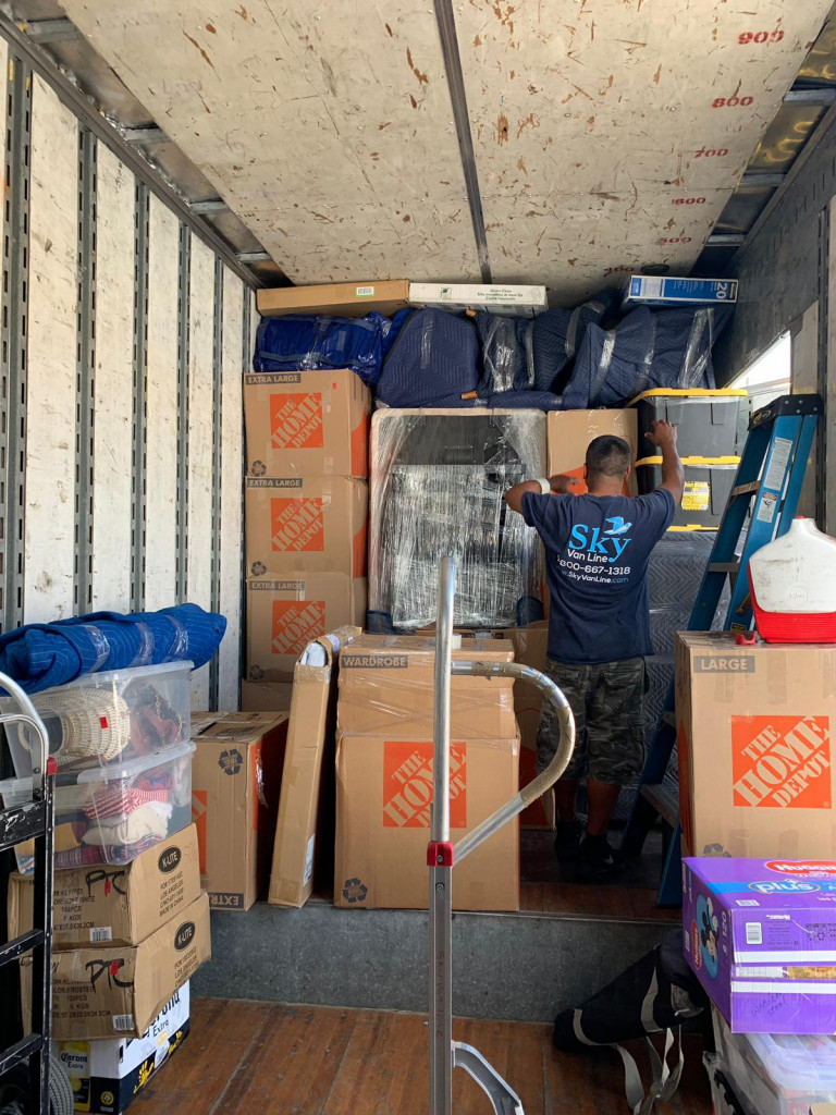 Photo by Adam Cab of Sky Van Line - Large