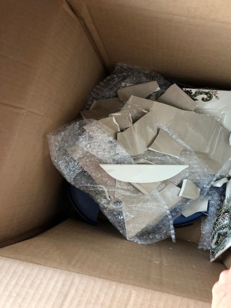 Photo by Laura Klin of CR7 Moving and Storage - Large