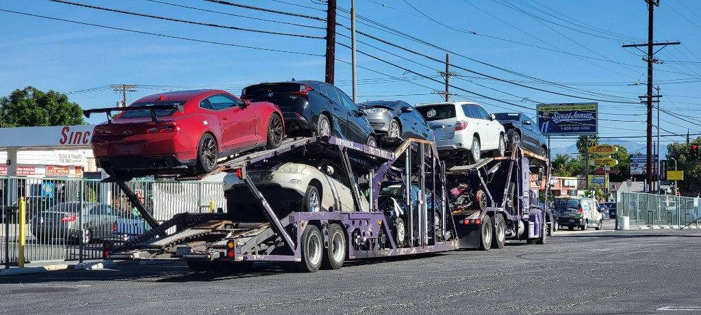 Photo by Ruben Melikyan of Sonic auto transport - Large