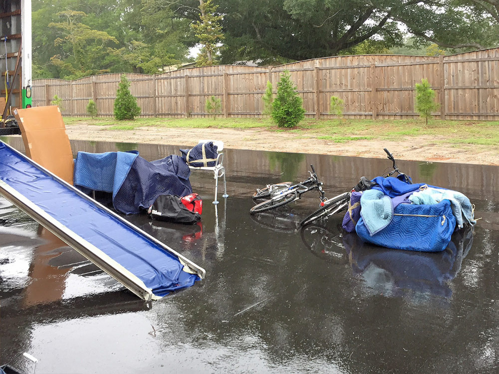 Photo by Alton Bennett of Mayflower Transit - Large