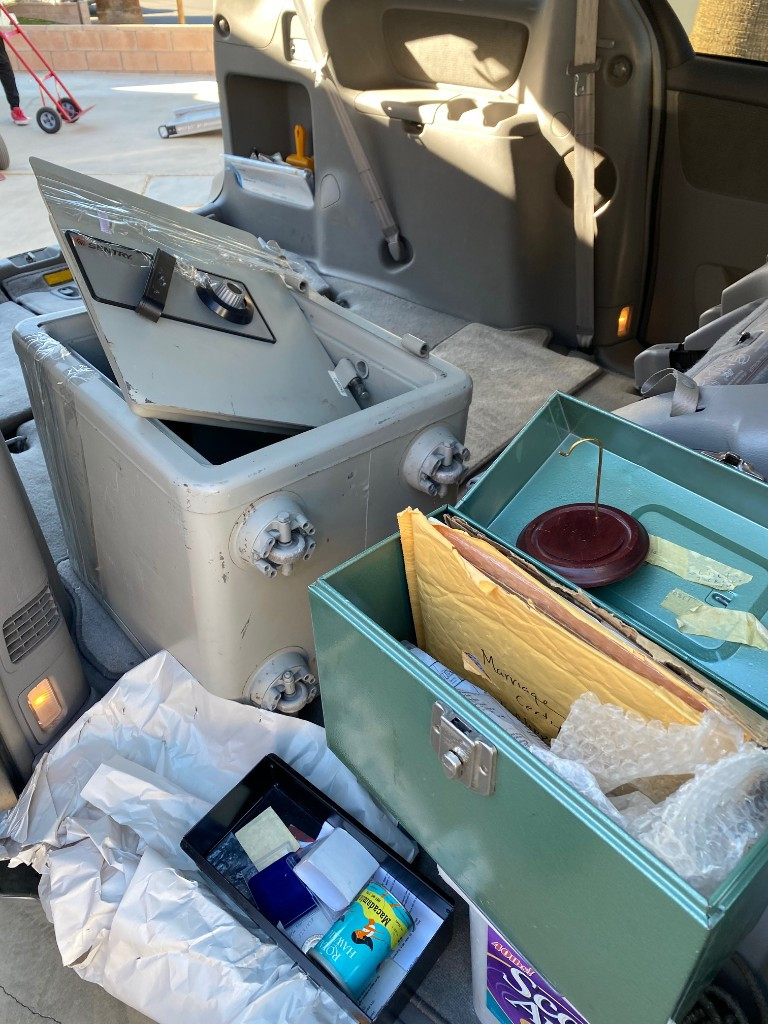 Photo by Fred Marti of D United Logistics - Large