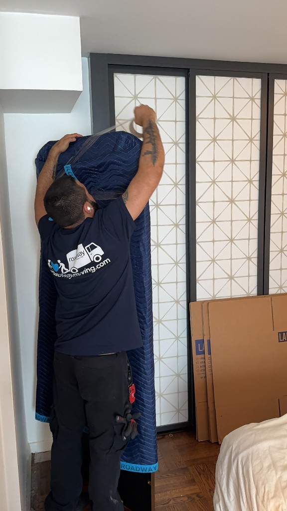 Photo by May Kalinu of Roadway Moving - Large