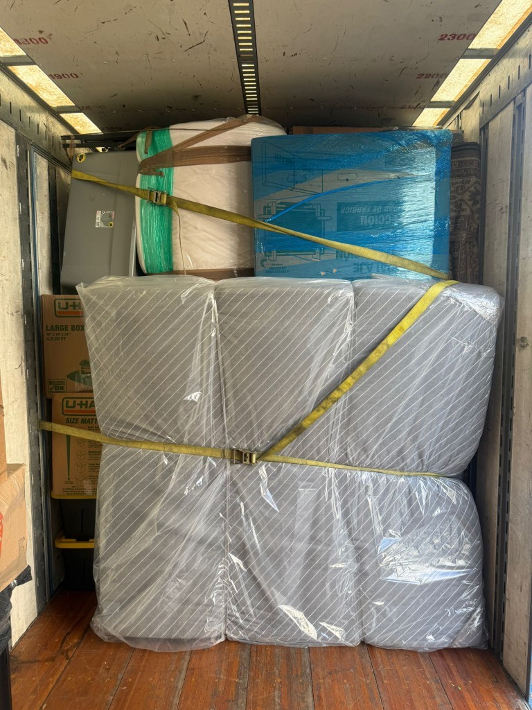 Photo by Mariana Leticia of United Prime Van Lines Corp - Large