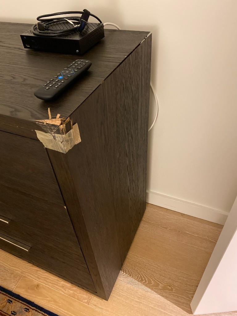 Photo by Mike Mjb of Dumbo Moving and Storage - Large