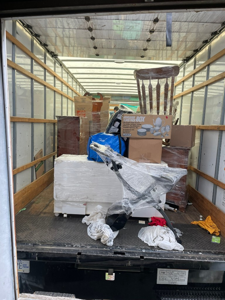 Photo by Francis Boscoe of New Horizon Moving & Storage LLC - Large