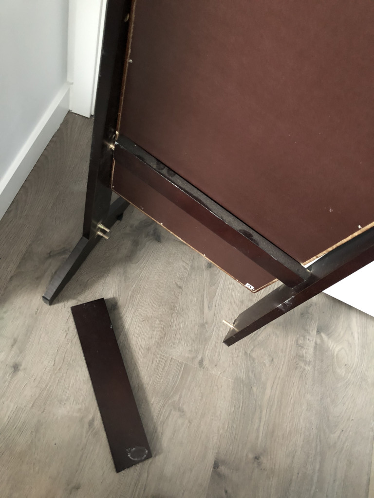 Second photo by Bella Eva Houston of OO Movers - Large