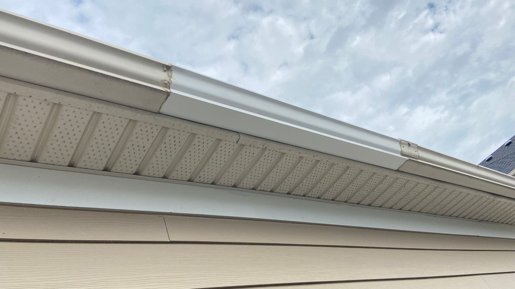 Second photo by Srinivas Akella of U Pack - Large