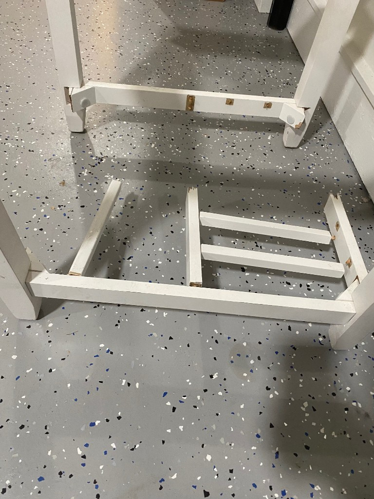 Photo by Tanda Robinson of Premier Global Van Lines LLC - Large