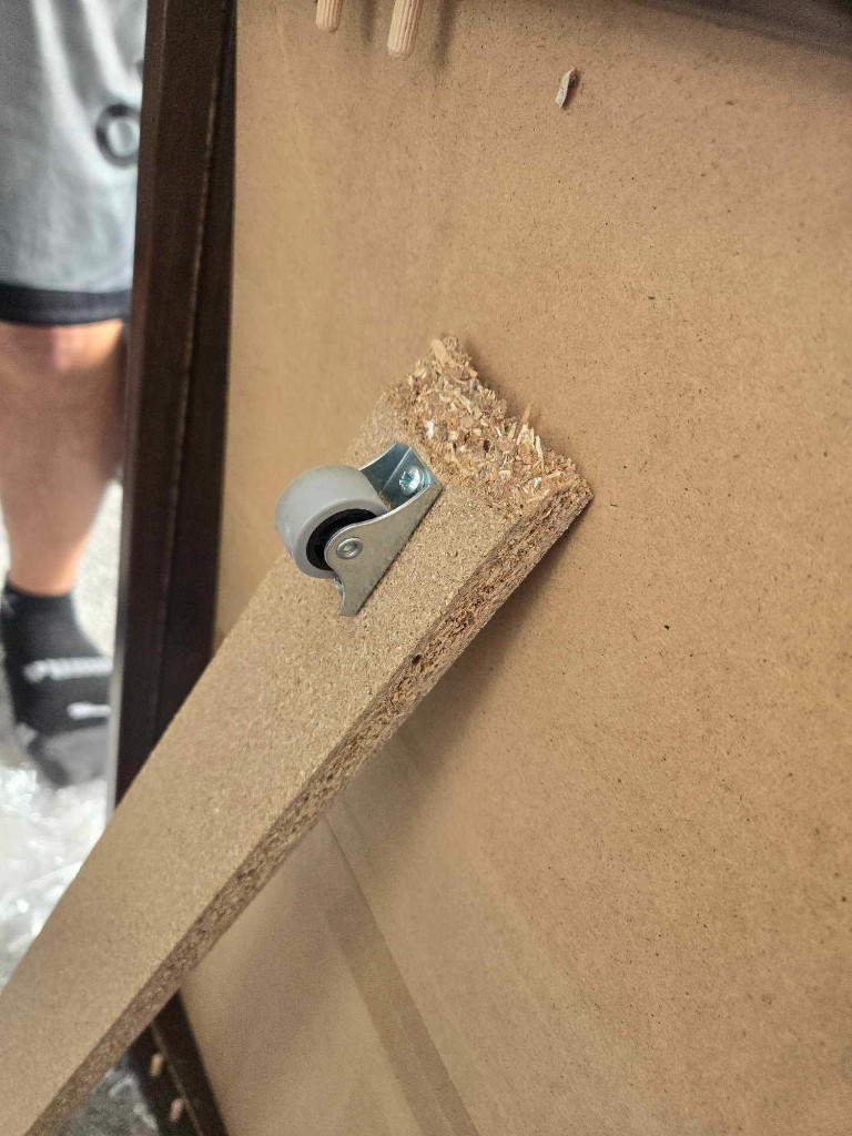 Photo by Efigenia Dalanon of Pegasus Vanlines  - Large