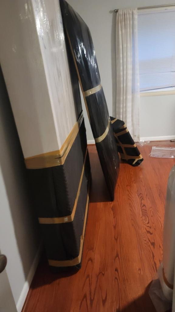 Photo by Shy Peer of Alliance Movers - Large