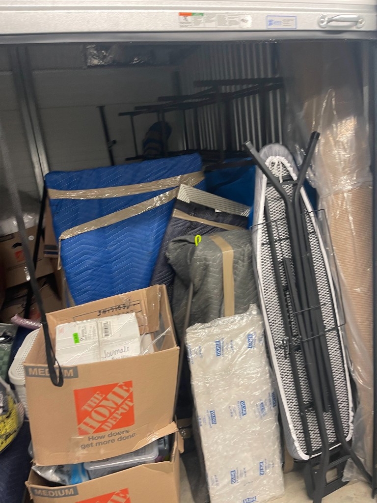 Photo by Tolulope Adewole of Southern Guarantee Moving and Storage - Large