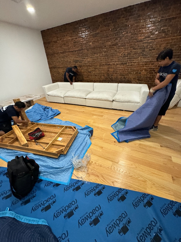 Photo by Jazmyn Jaz of Roadway Moving - Large