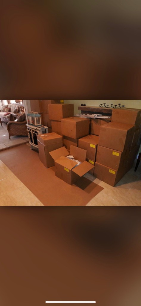 Photo by Stewart Bewley of Perennial Van Lines - Large