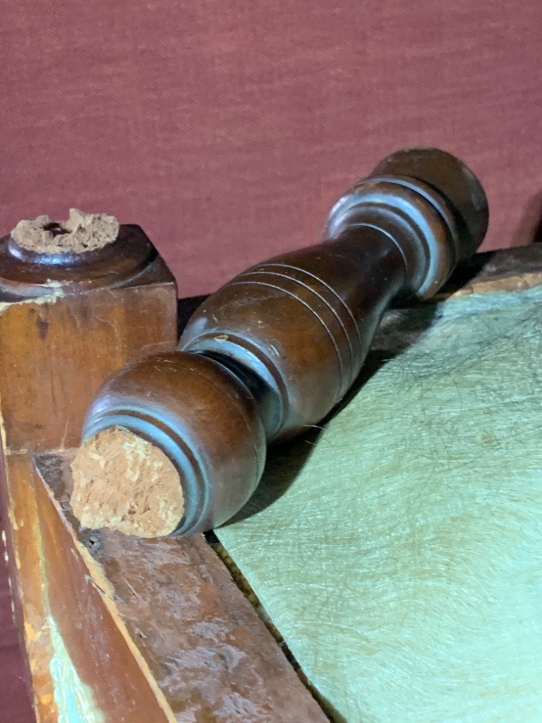 Second photo by Thelma Gordon of American Knights Moving - Large