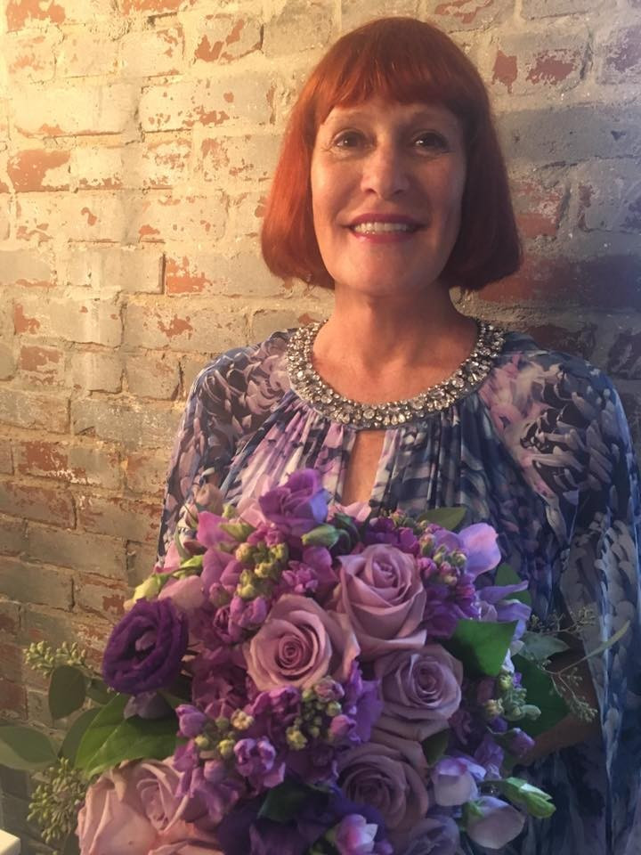 Photo by Barbara Smith of International Van Lines - Large