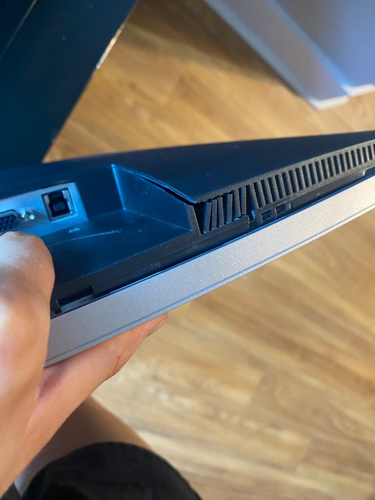 Second photo by Maya Guadagni of Big Shoulders Moving & Storage  - Large