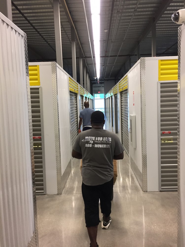 Photo by Wanda of Miami Movers For Less - Large