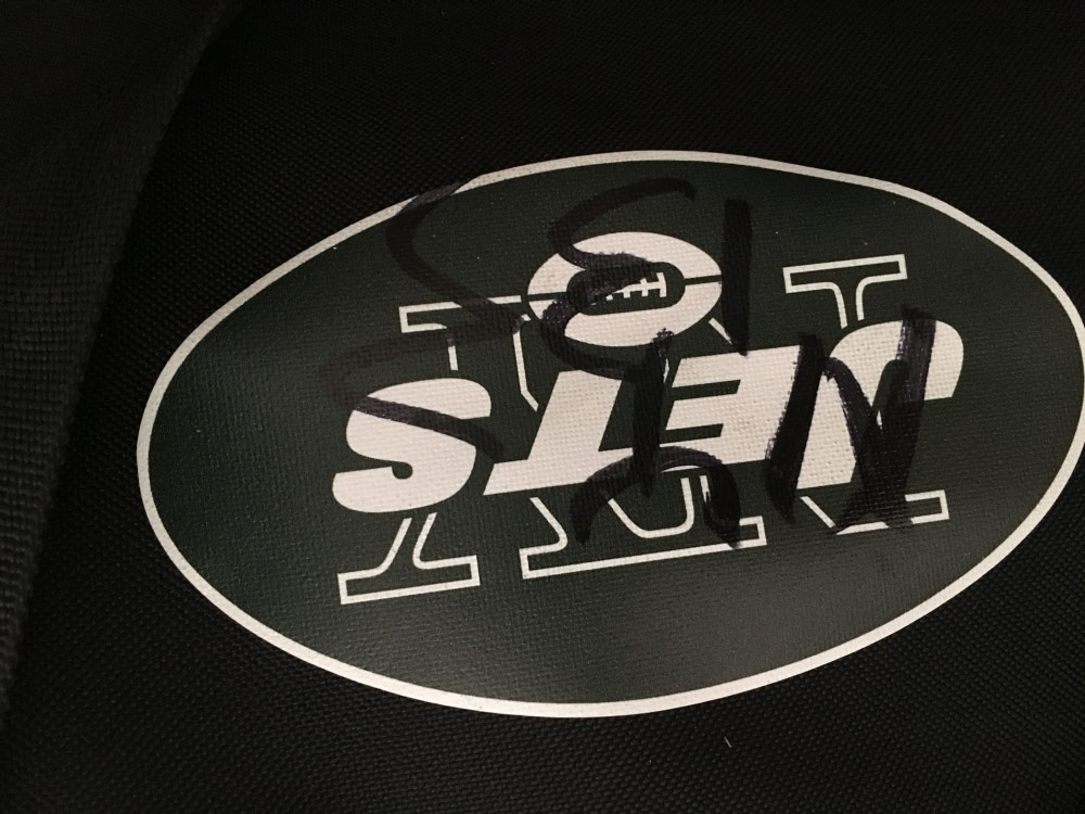 Second photo by Kim M of NY International Shipping - Large