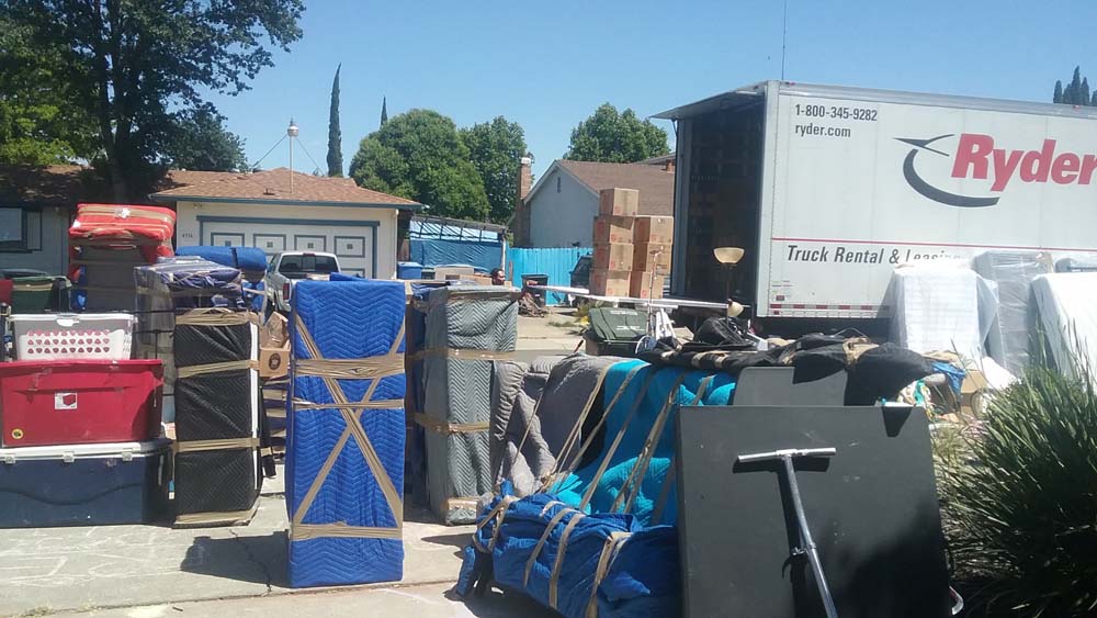 Photo by Raani Starnes of B&B Transportation - Large