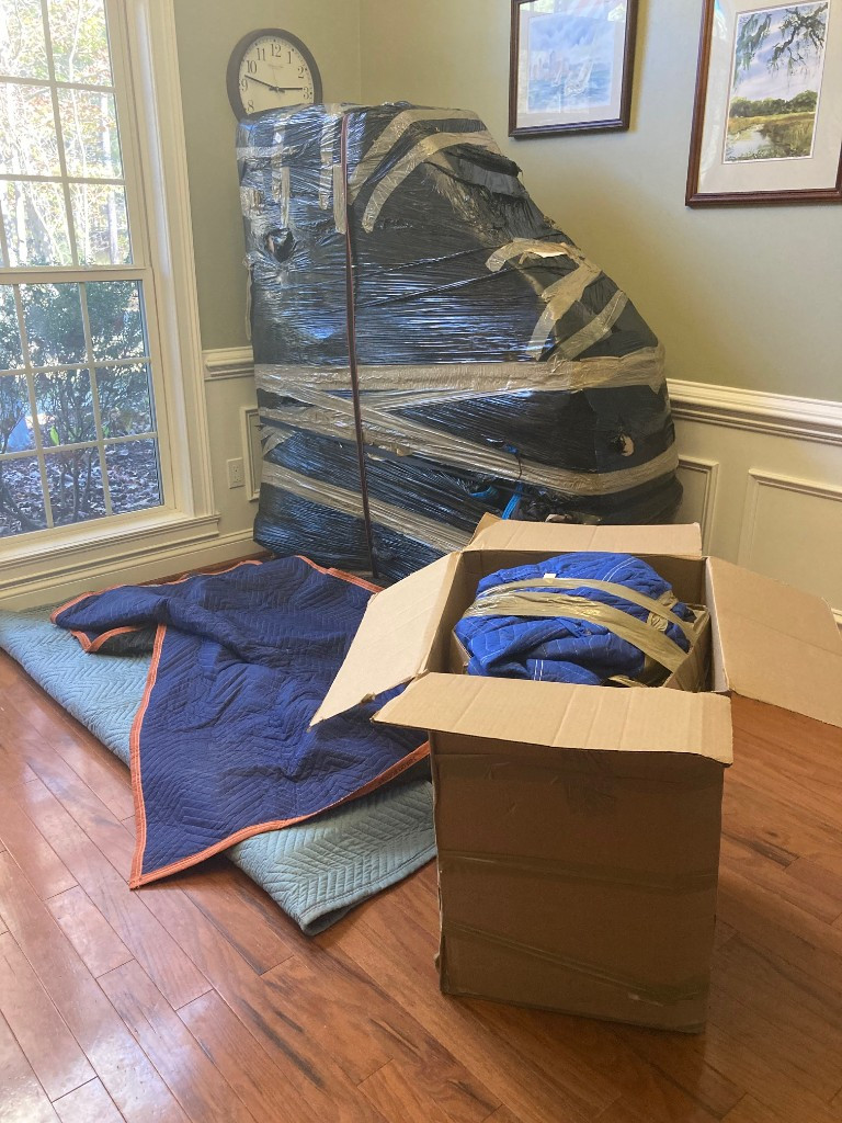 Photo by Sarah Ambrosia of Bronze Star Moving and Storage - Large