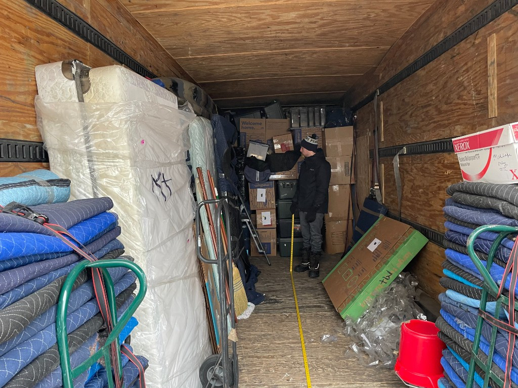 Second photo by Lauren Hastings of Venture Van Lines LLC - Large