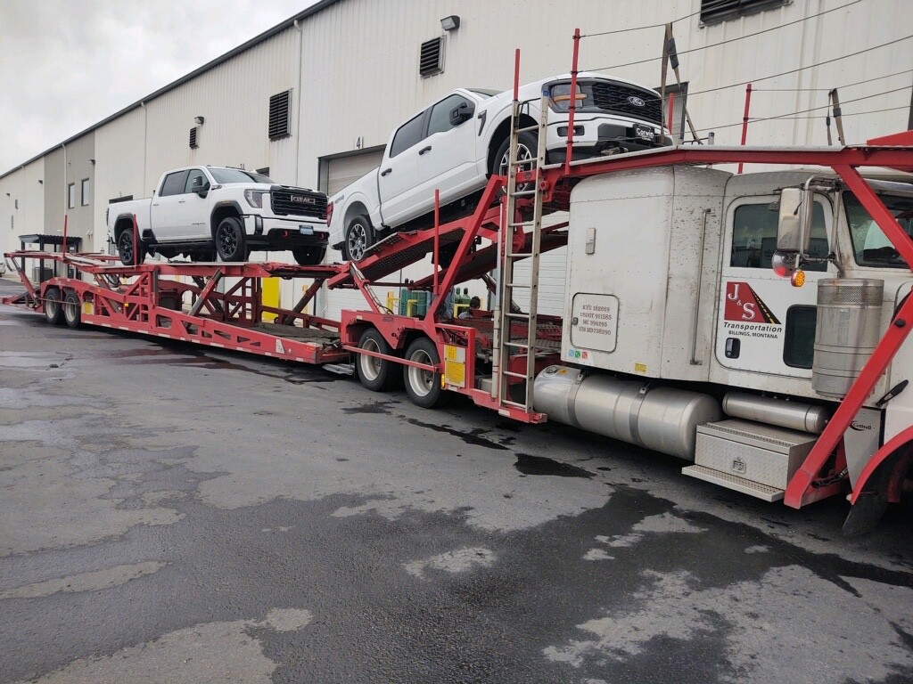 Second photo by Alex Diaz of J&S Transportation - Large