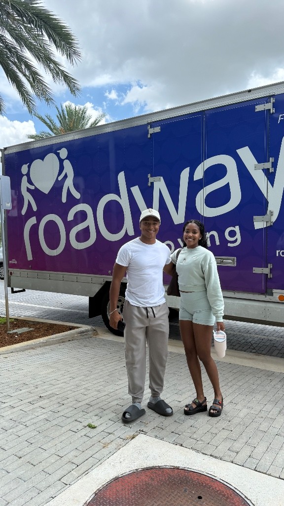 Photo by Gabrielle Morrison of Roadway Moving - Large