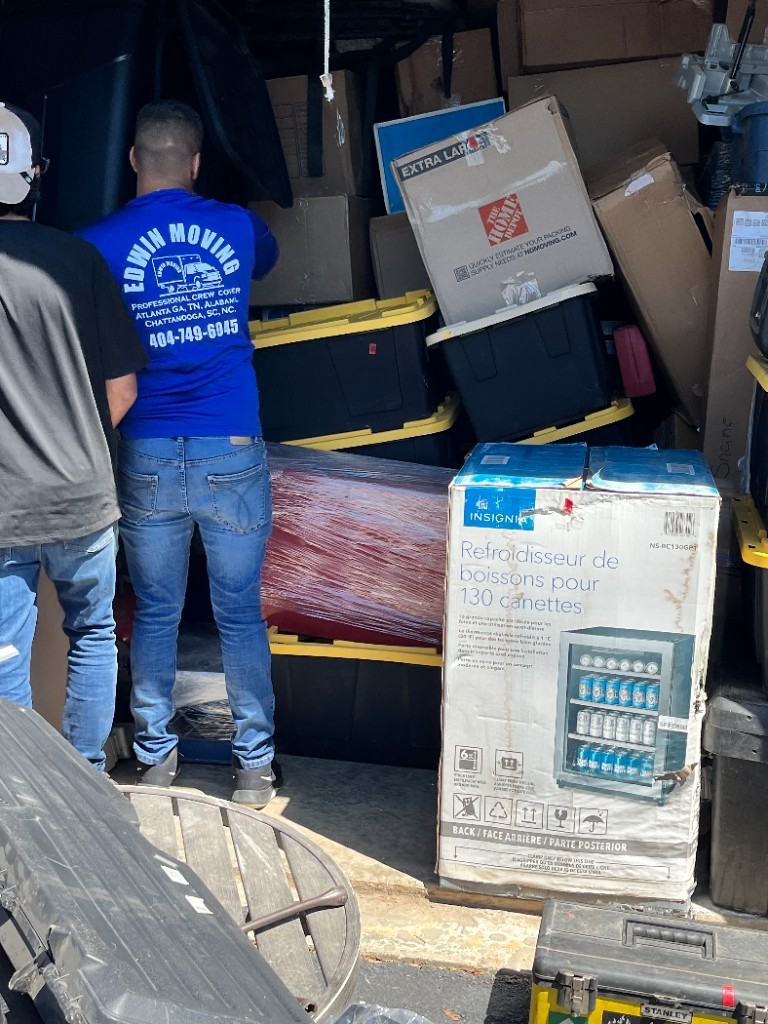 Photo by Gary T Smith of Bravo Moving - Large