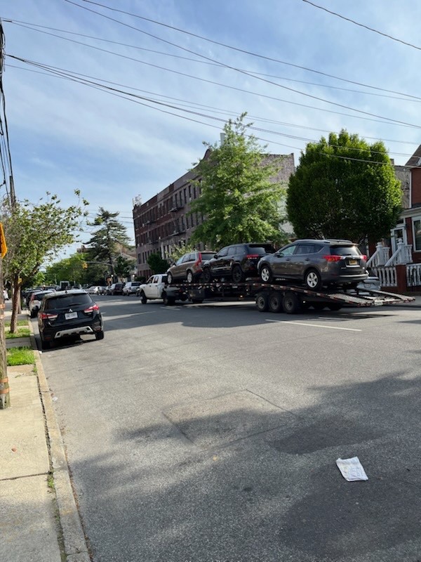 Photo by Chau Tran of Sonic auto transport - Large