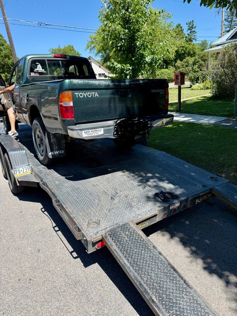 Photo by Bruno Contuli of Sonic auto transport - Large