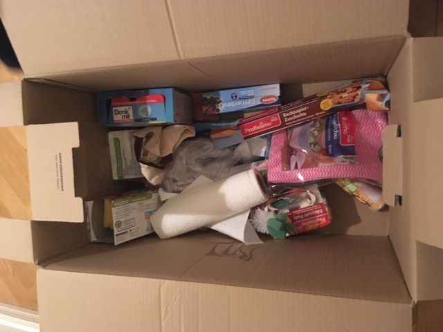 Second photo by Maria Klein of Anton-Umzüge - Large